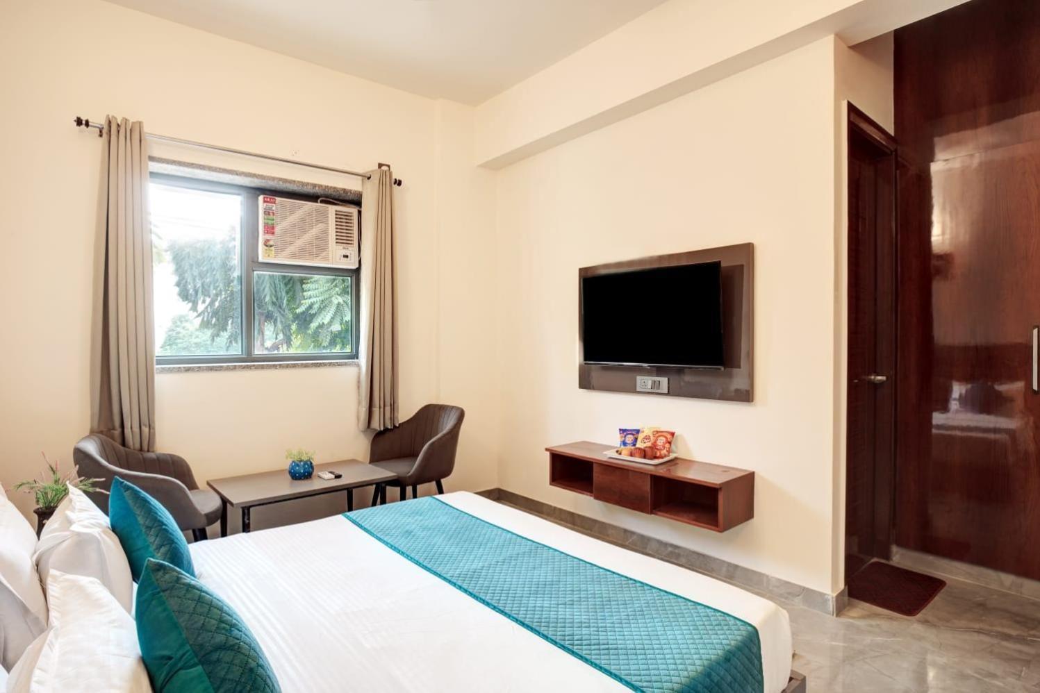 Hotel Elite Grand Near Kailash Hospital Noida Buitenkant foto